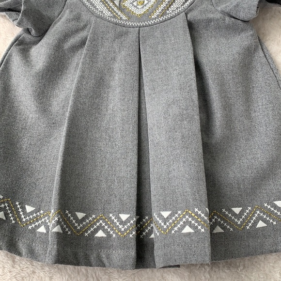 NWT Tahari Baby 3-6M Gray White & Gold Detail Dress - Picture 3 of 12